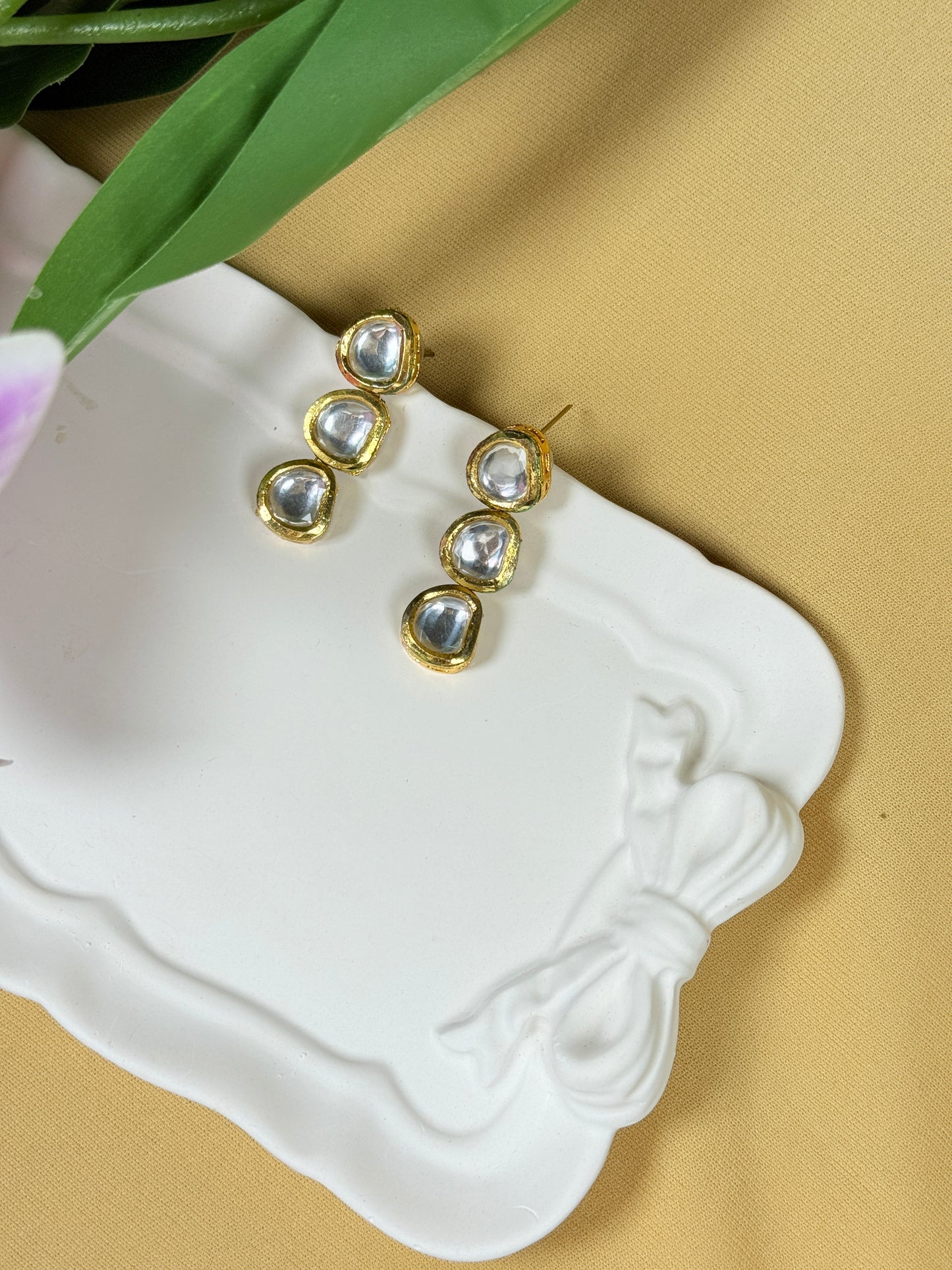 Modern Lass Kundan Necklace Set