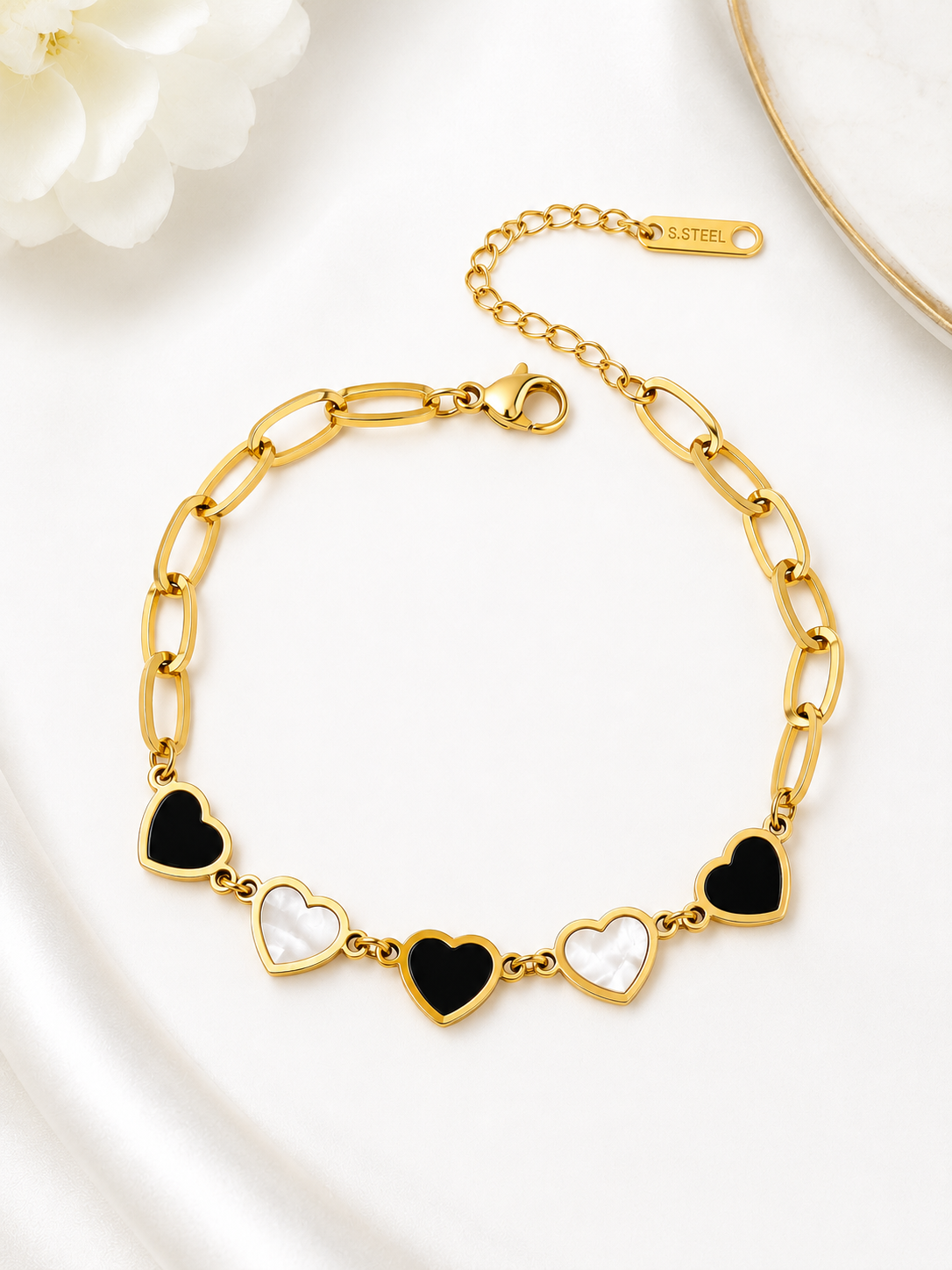Black & White Hearts Bracelet