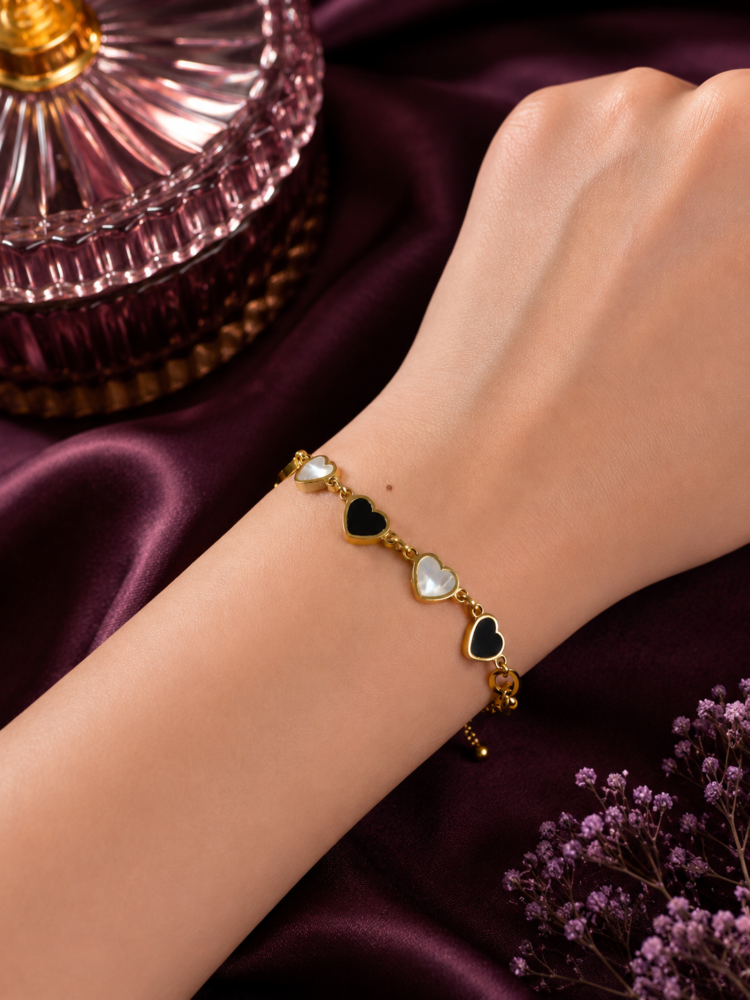 Black & White Hearts Bracelet