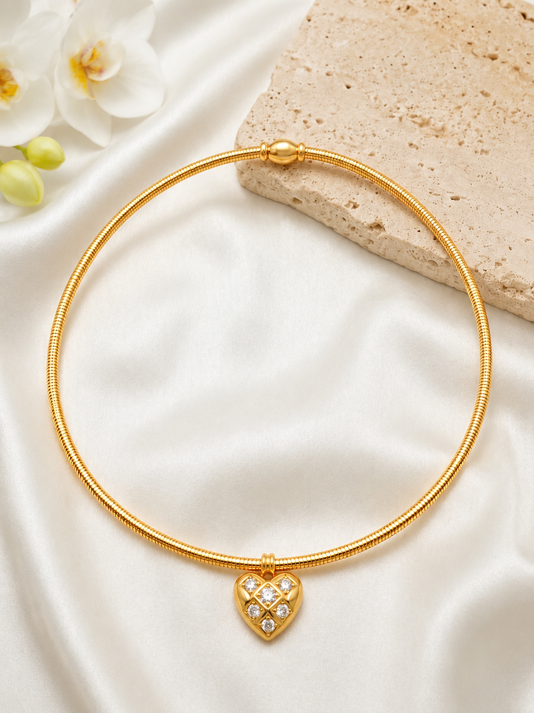 Blushing Heart Collar Necklace