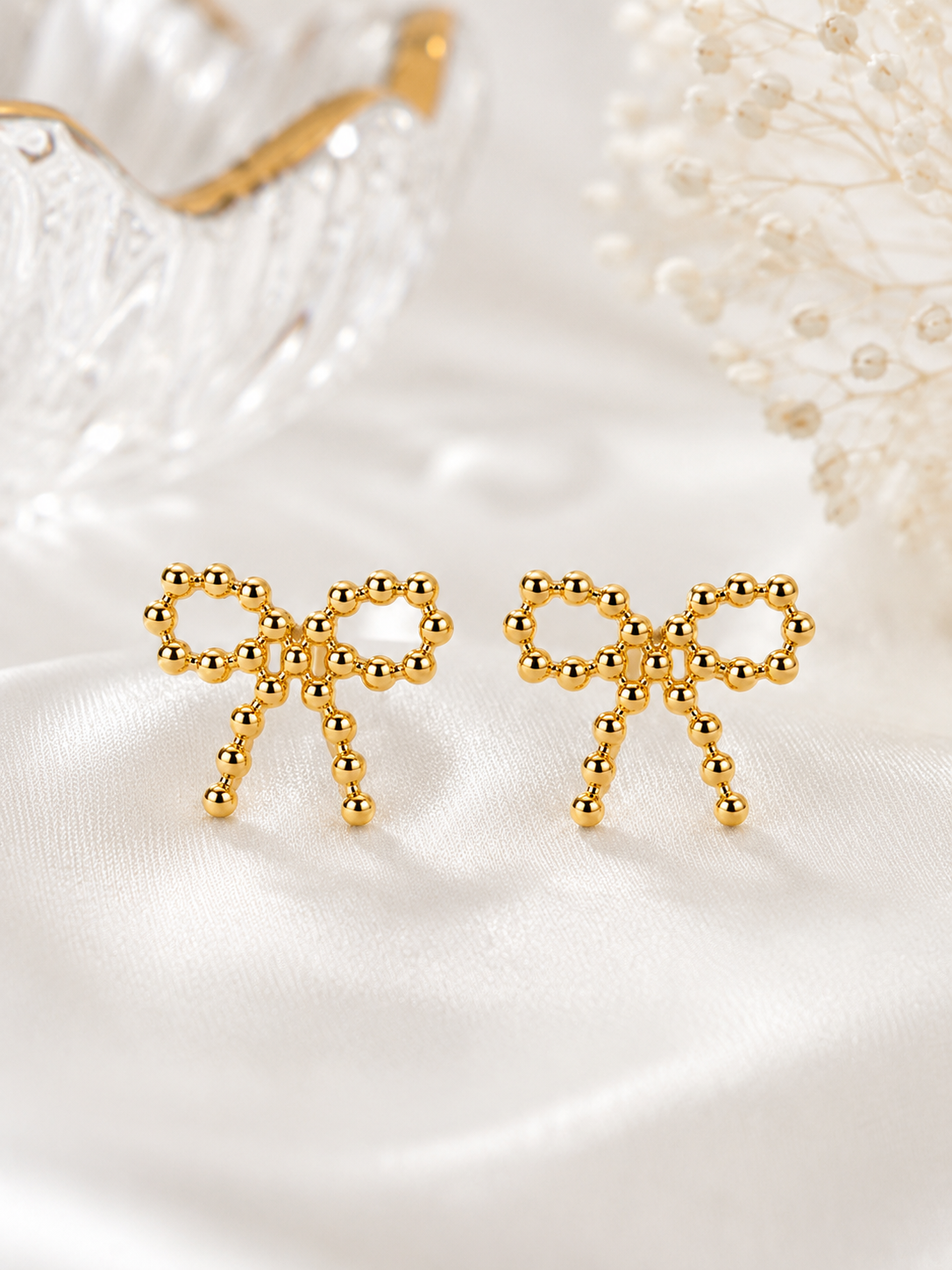 Bonbon Bow Studs