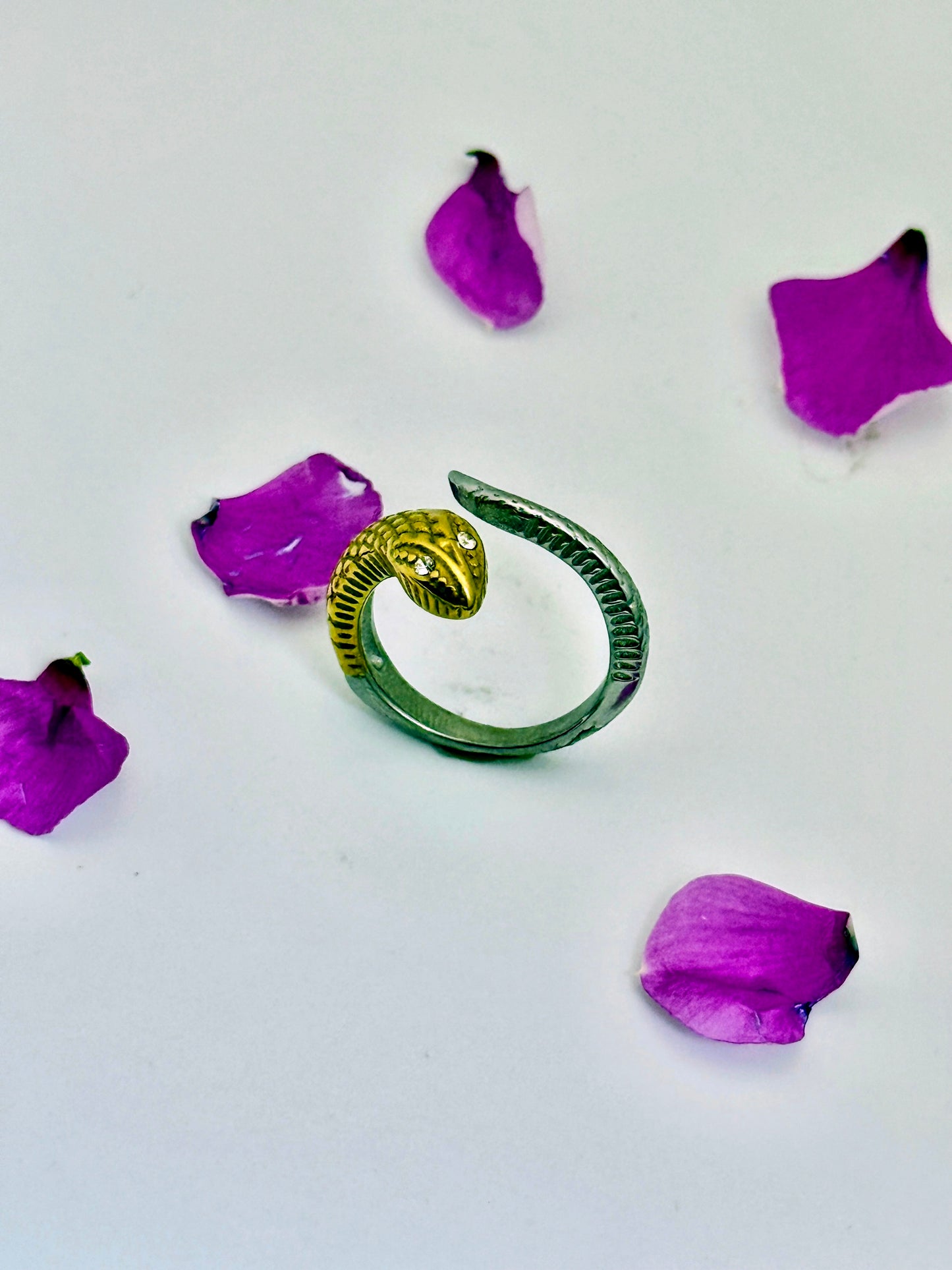Crystal Eyed Serpent Ring