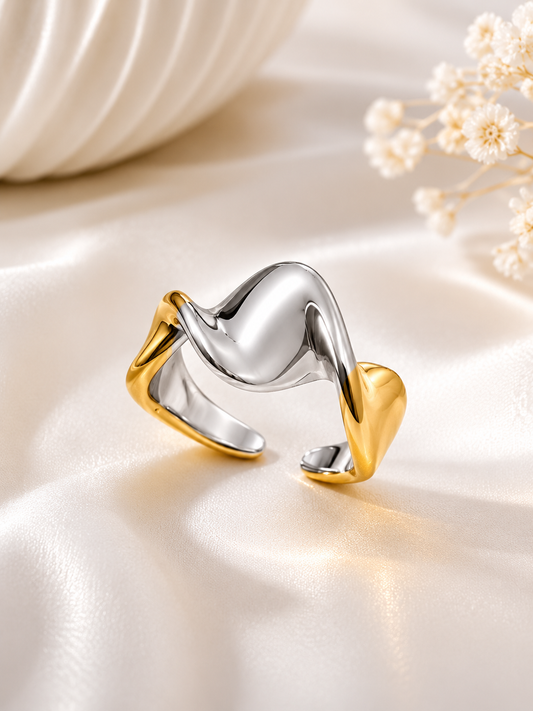 Harmony Twist Ring