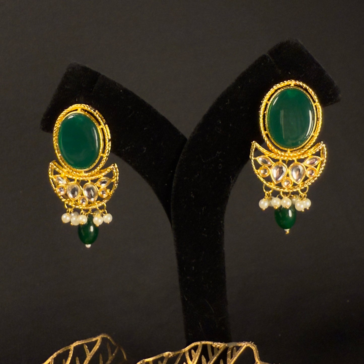 Enchanted Emerald Kundan Set
