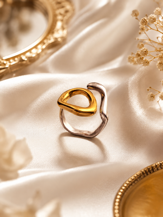 Exquisite Dual Toned Serpent Ring