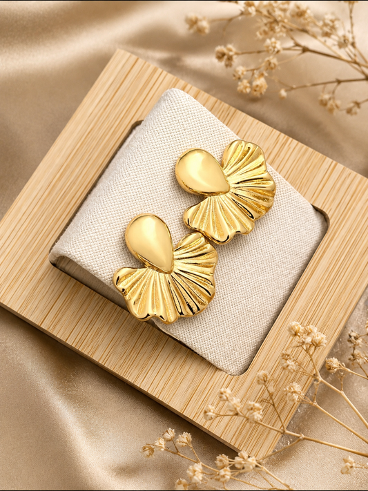 Gilded Fan Studs