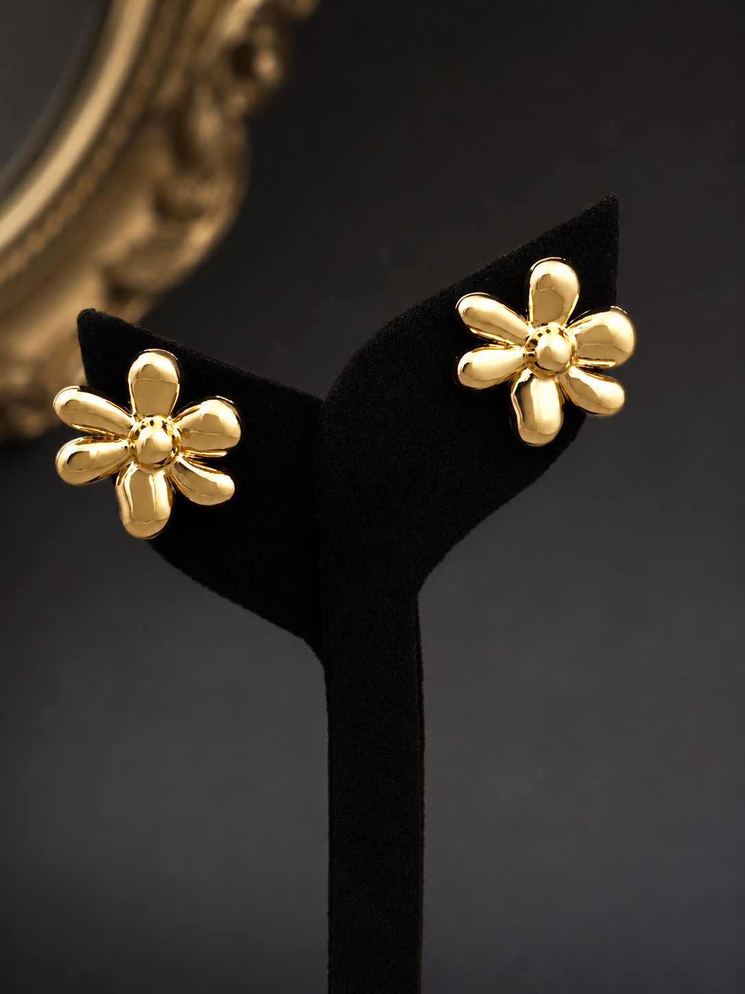 Golden Daisy Studs