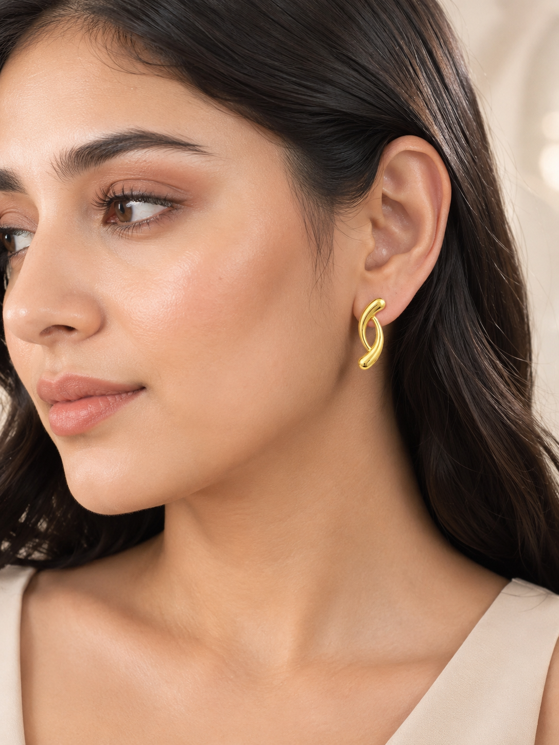 Grandeur Studs
