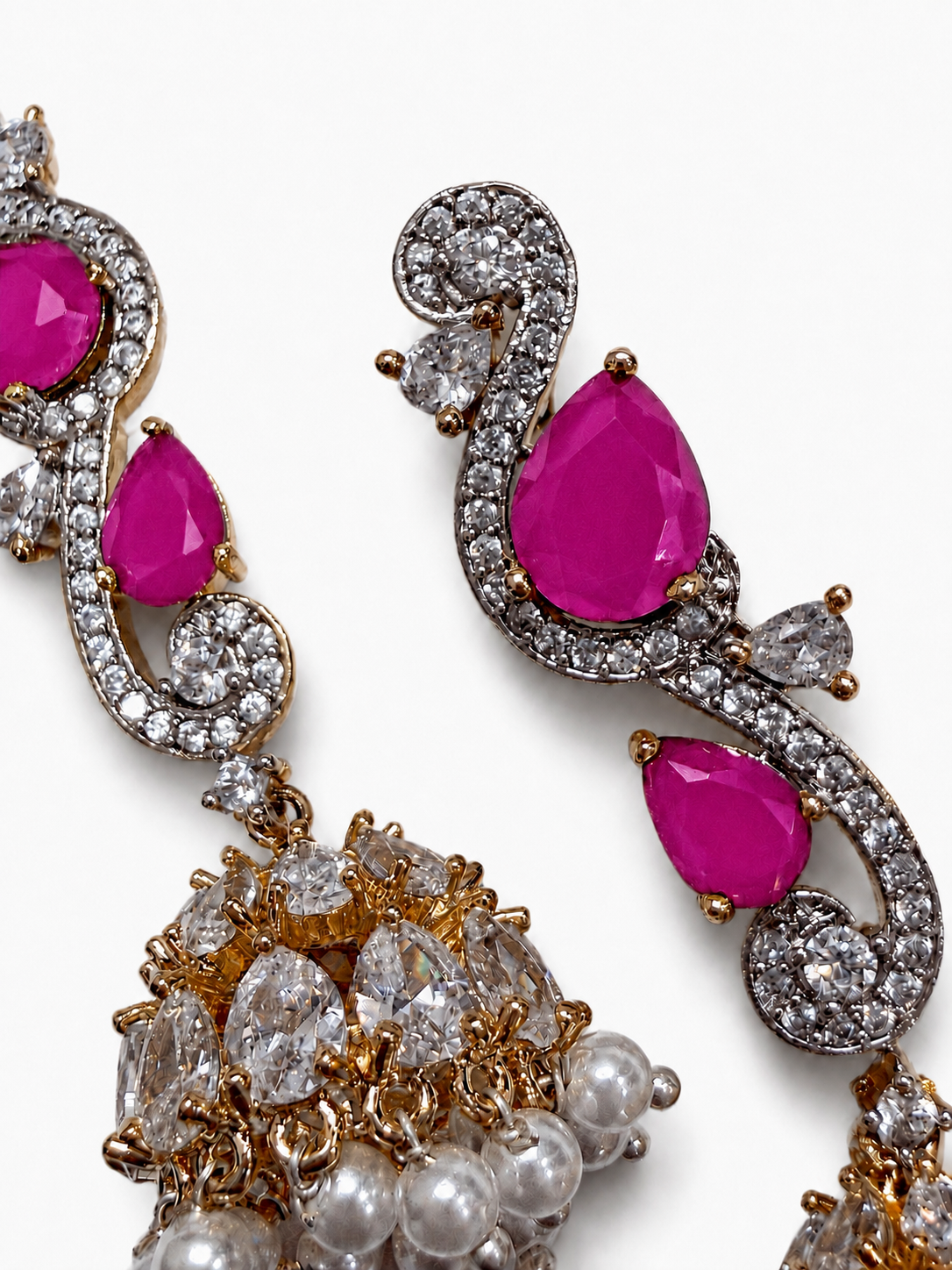Gulnaar Shobha Jhumka