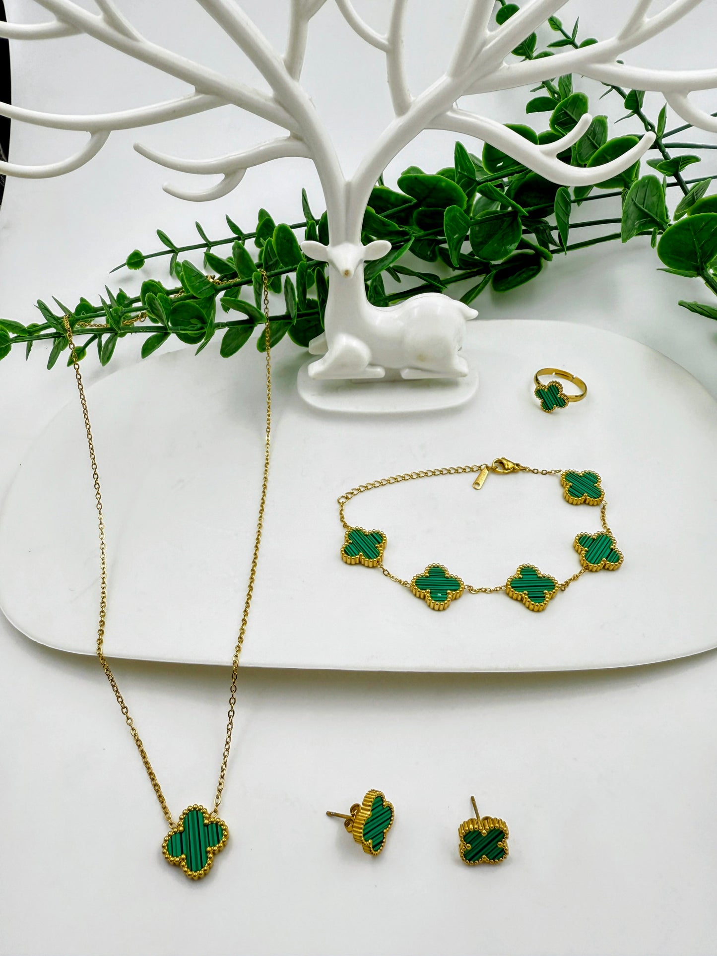 Verdant Glam Clover Set