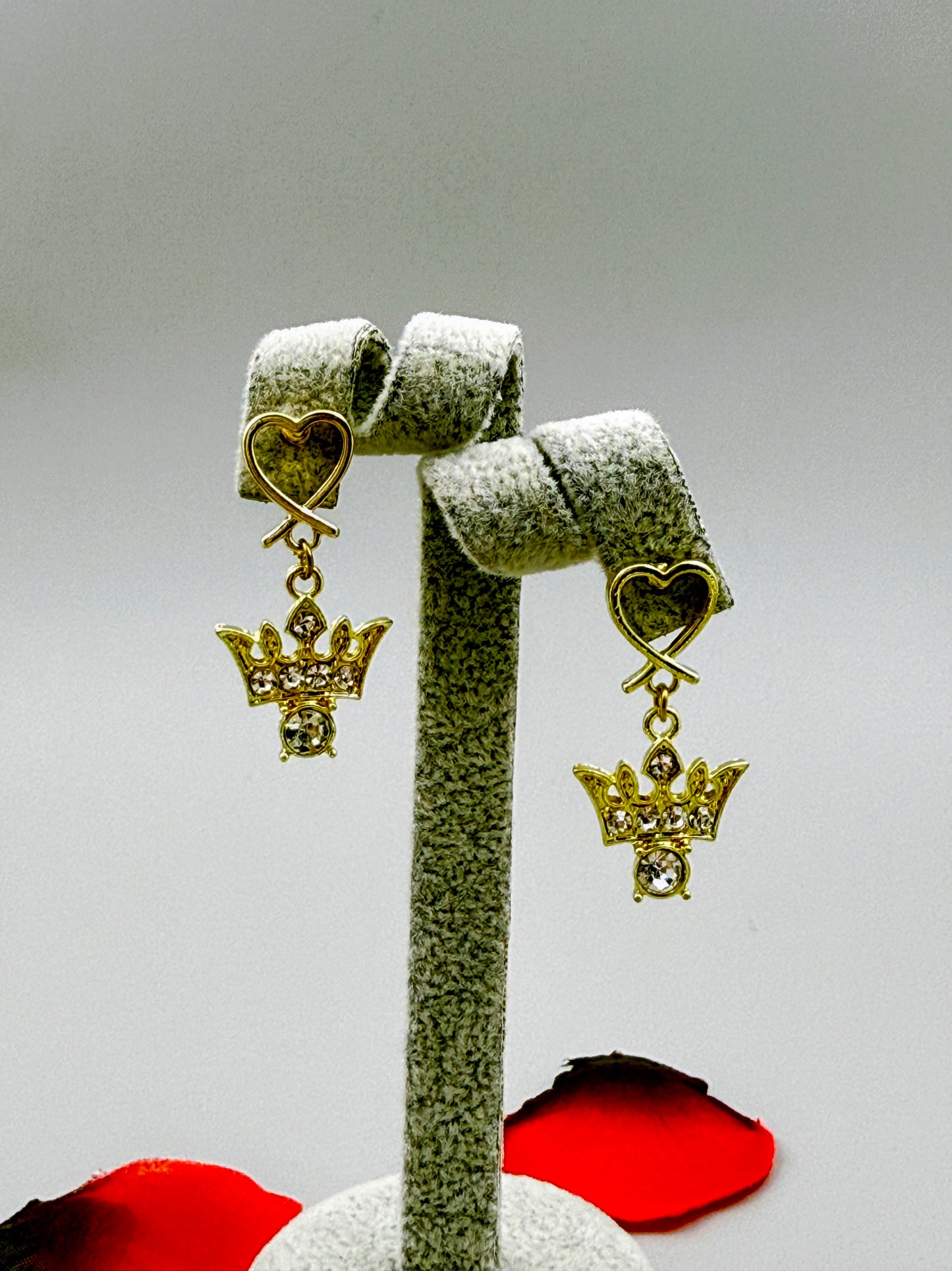 Queen's Grace Earrings