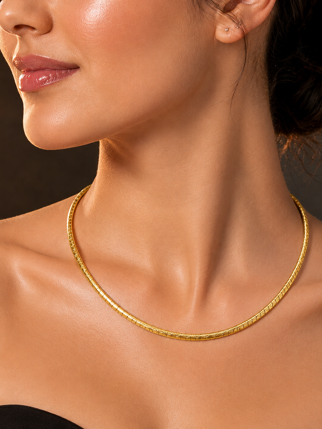 Lustre Line Collar Necklace