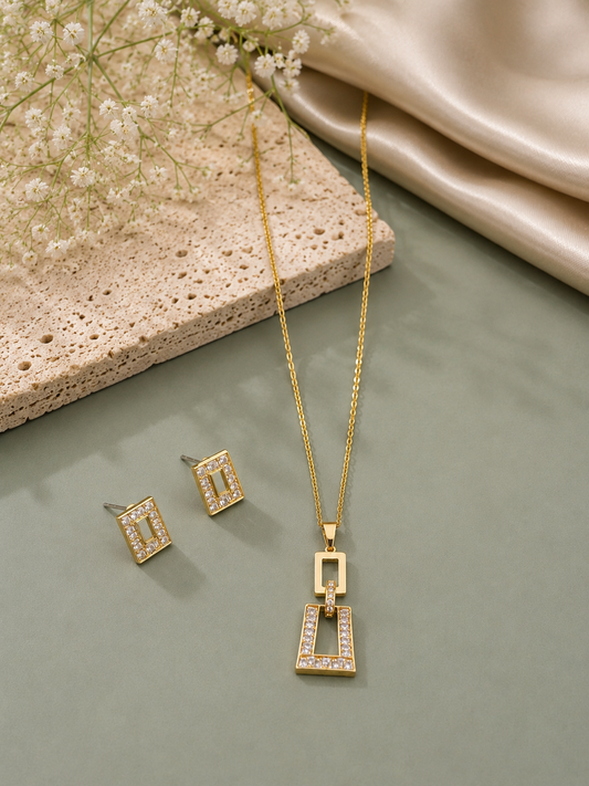 Nova Frame Necklace Set