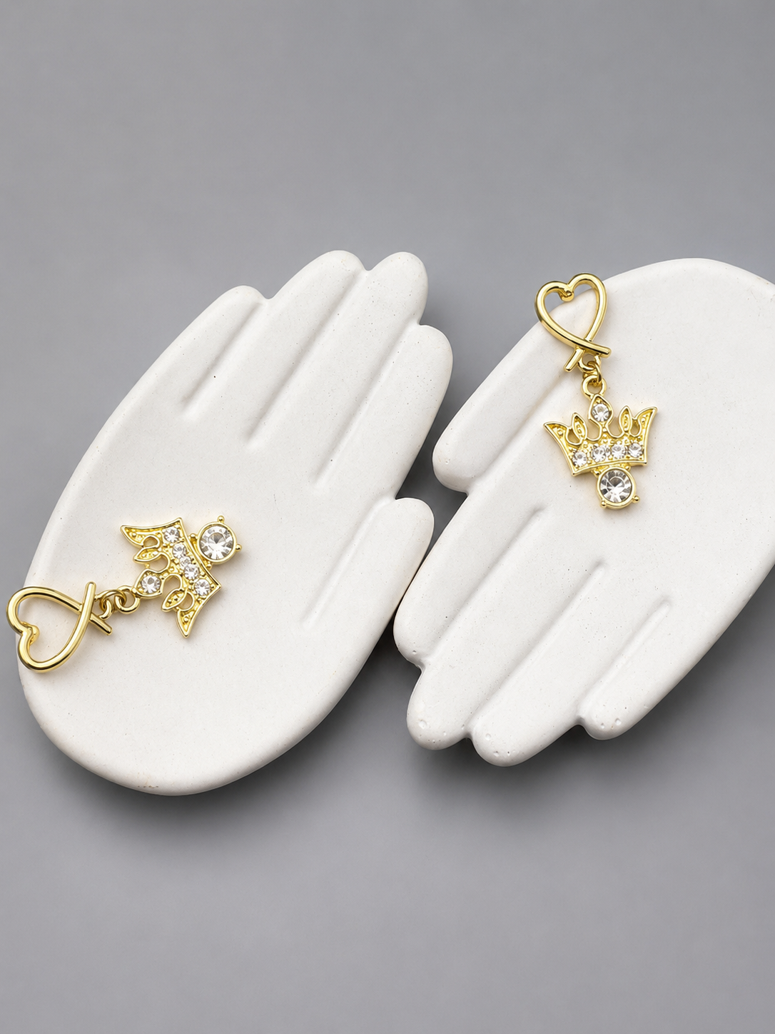 Queen's Grace Earrings