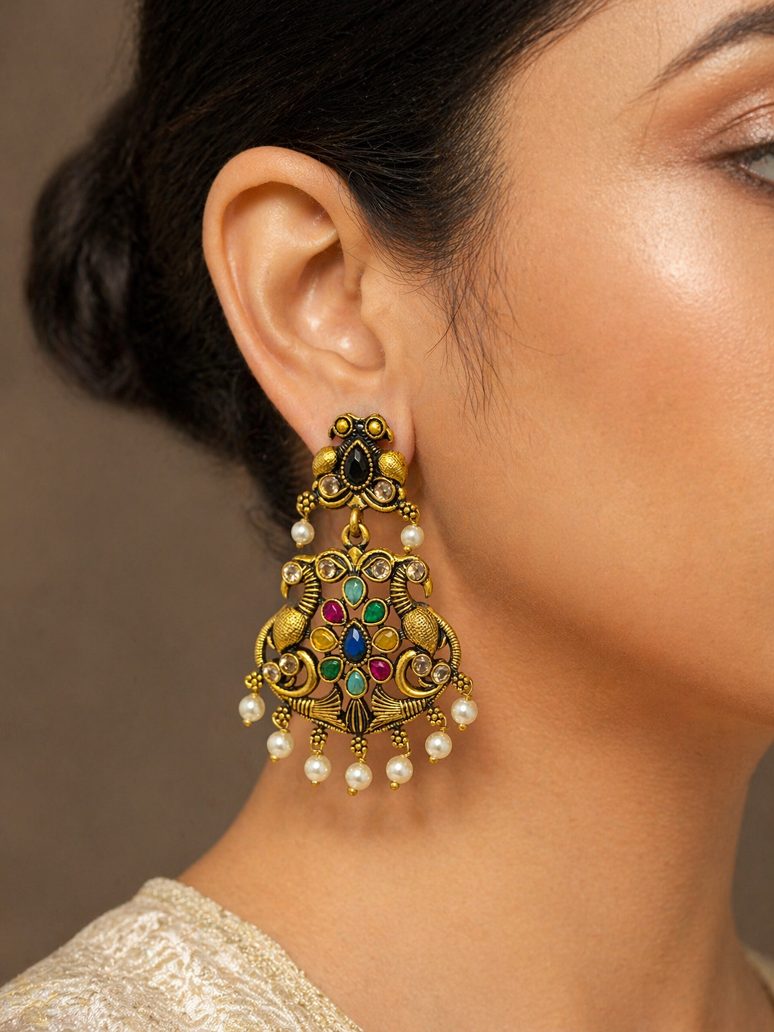 Rajsi Mayur Danglers – Navratna