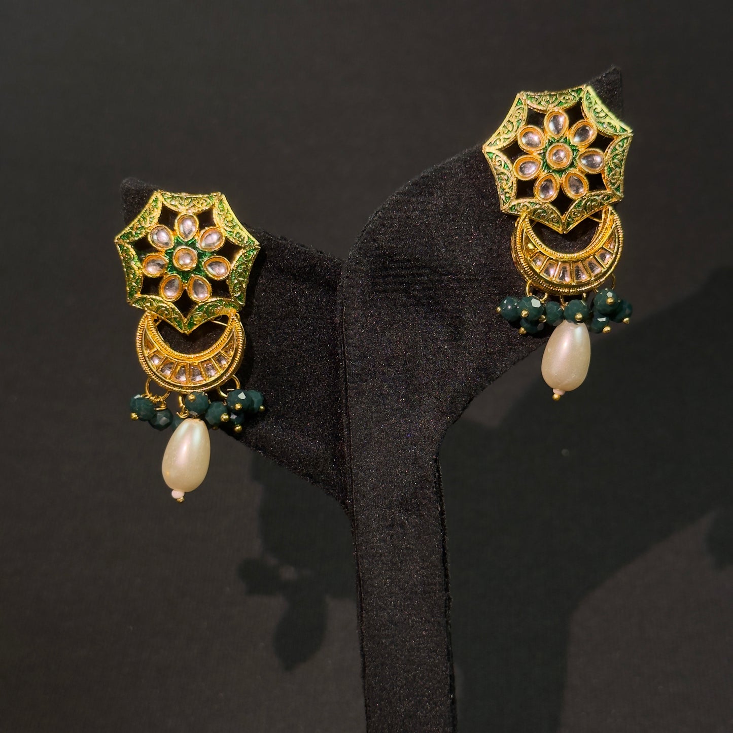 Regal Green Kundan Choker Set