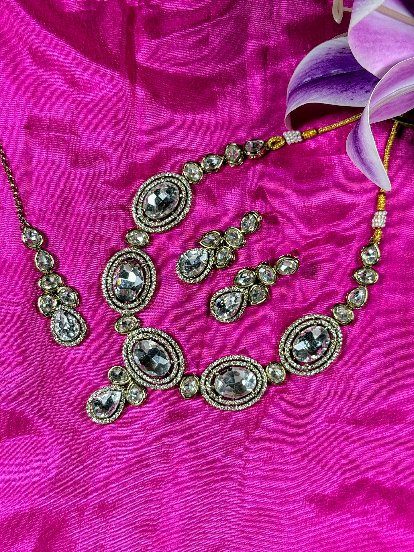 Dew Drops Kundan Set