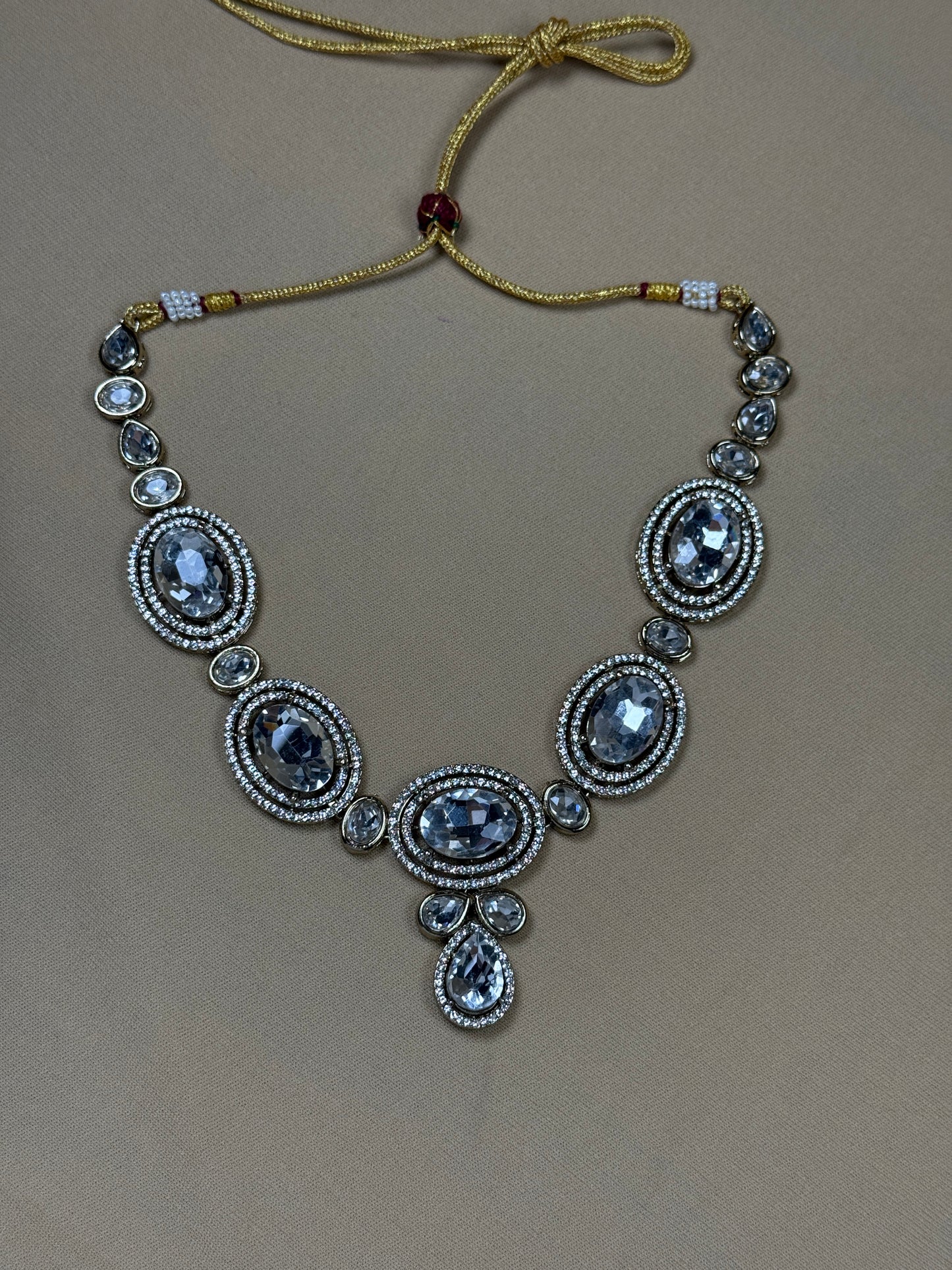 Dew Drops Kundan Set