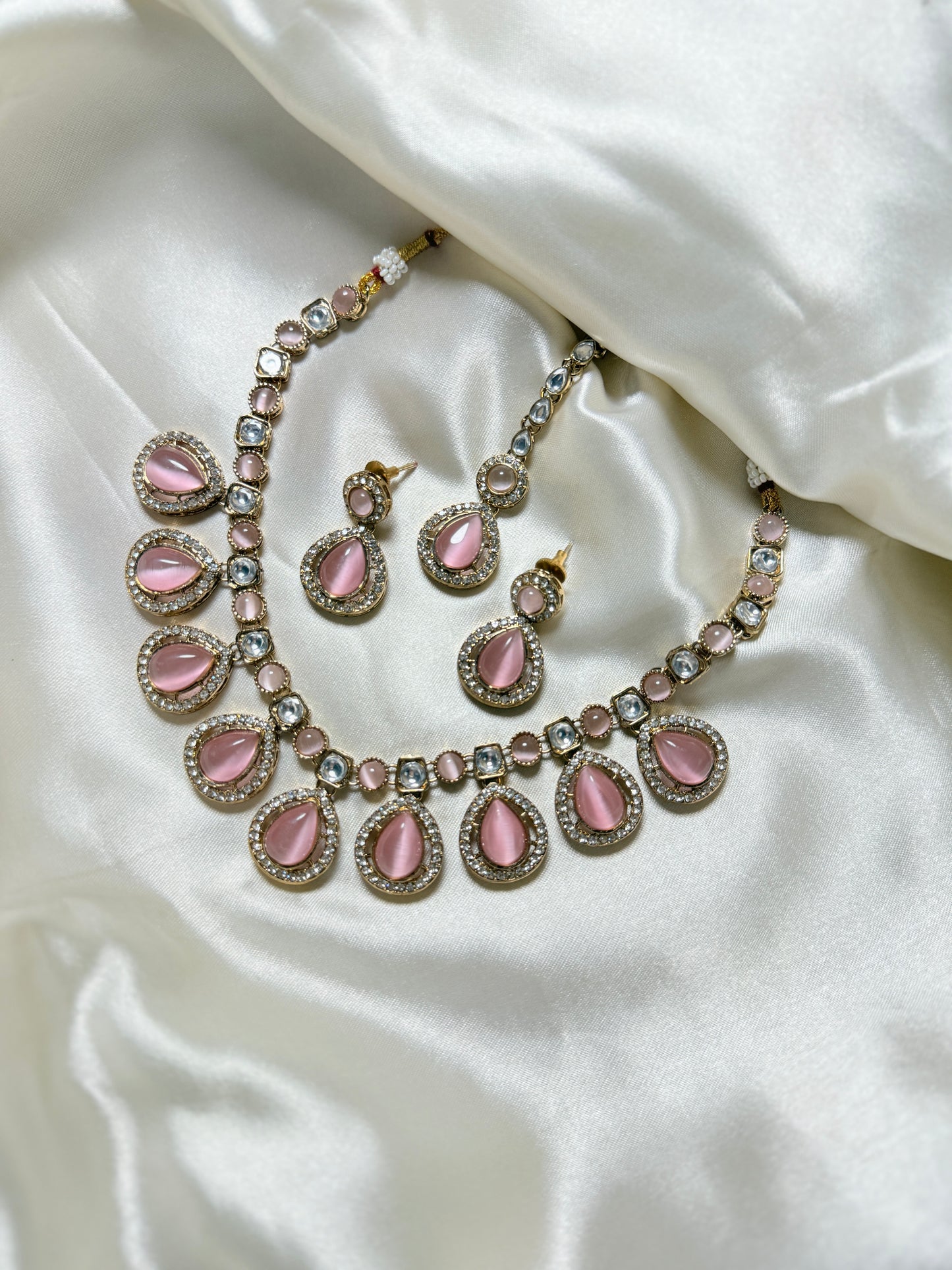 Rose Drops Necklace Set