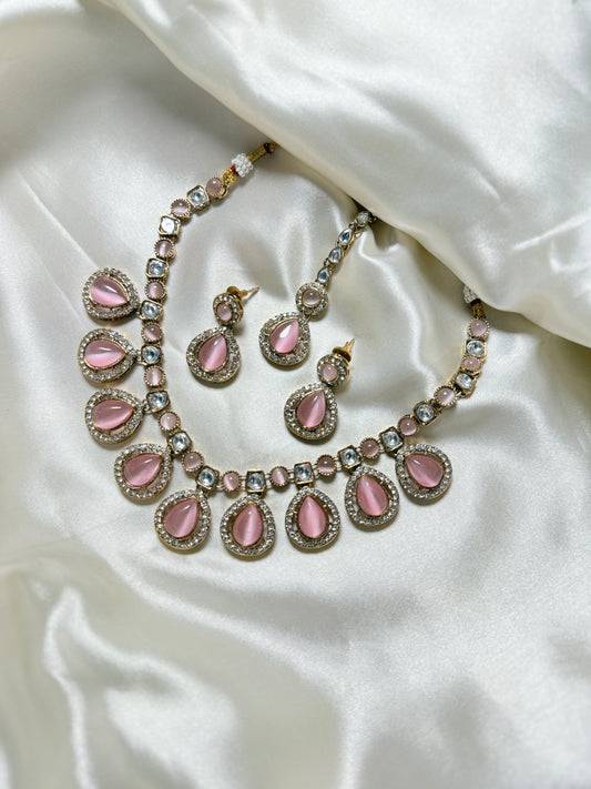 Rose Drops Necklace Set