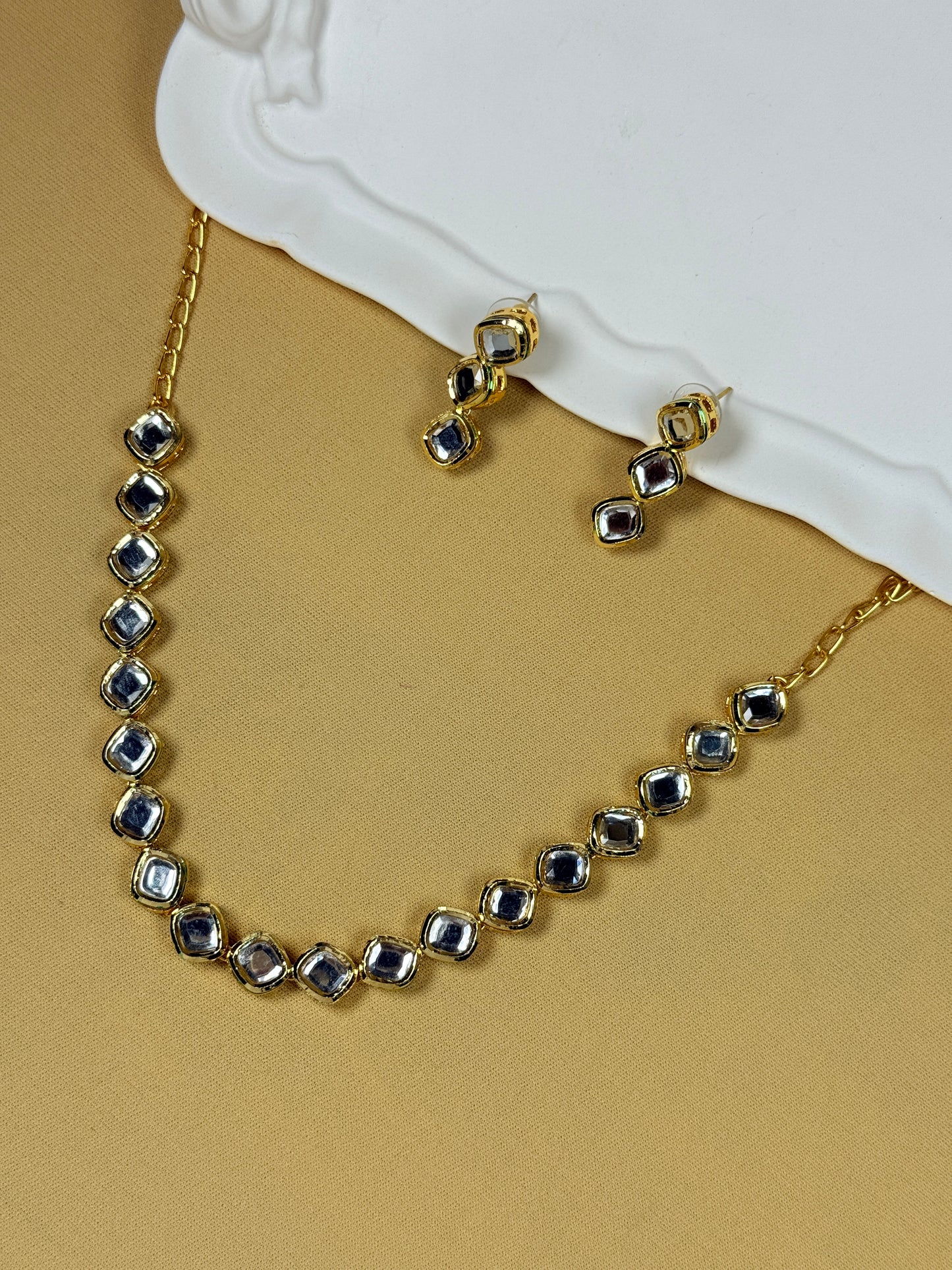 Young Star Kundan Necklace Set